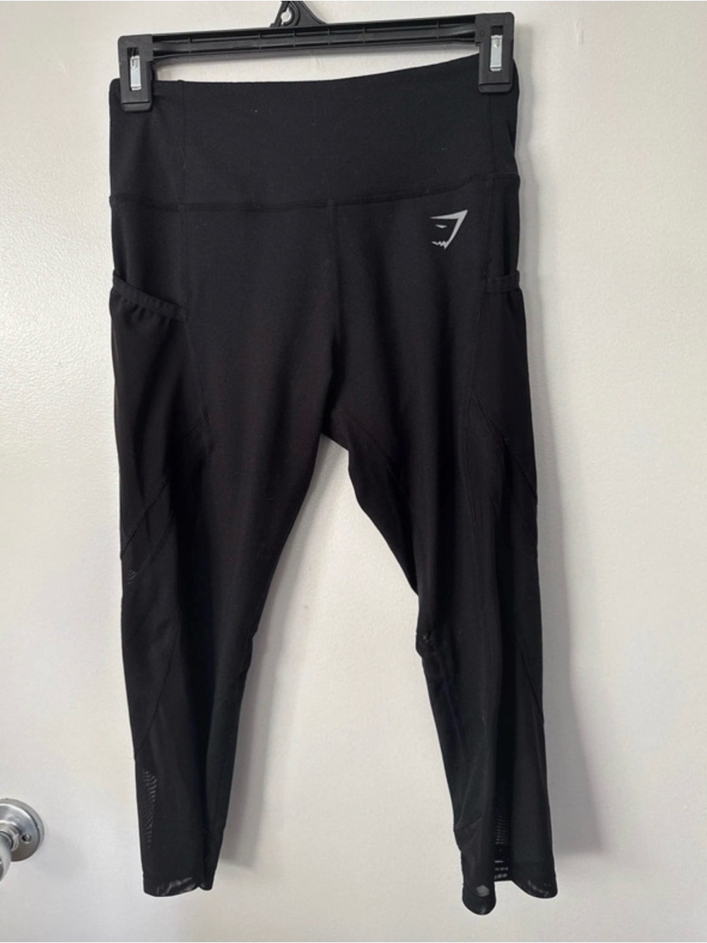 Gymshark Black Sculpting High-Waist Leggings with Side Pockets